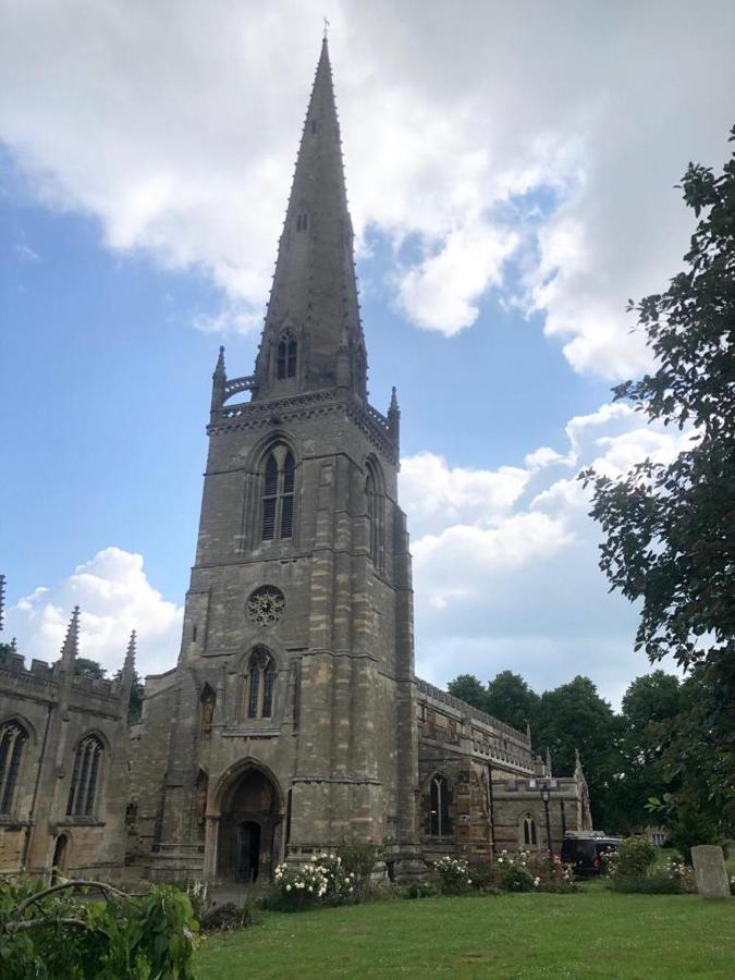 Dease Manor Apartment Higham Ferrers Bagian luar foto