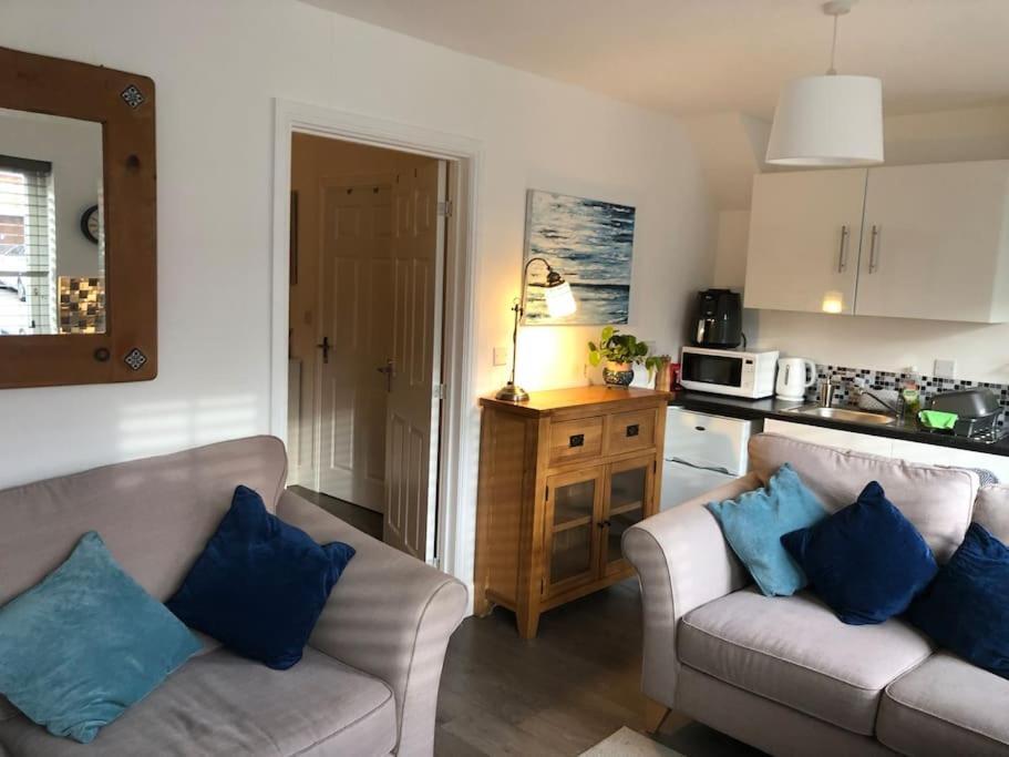 Dease Manor Apartment Higham Ferrers Bagian luar foto