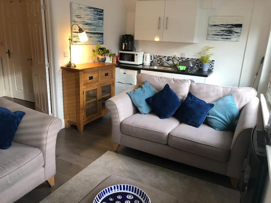 Dease Manor Apartment Higham Ferrers Bagian luar foto
